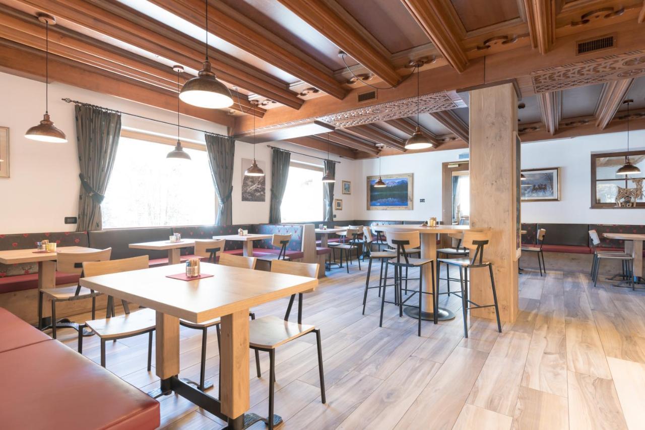 Hotel Crepei Pozza di Fassa Ngoại thất bức ảnh