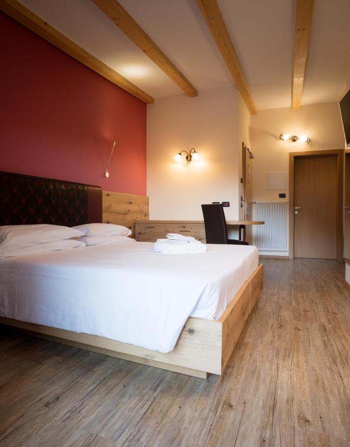 Hotel Crepei Pozza di Fassa Ngoại thất bức ảnh