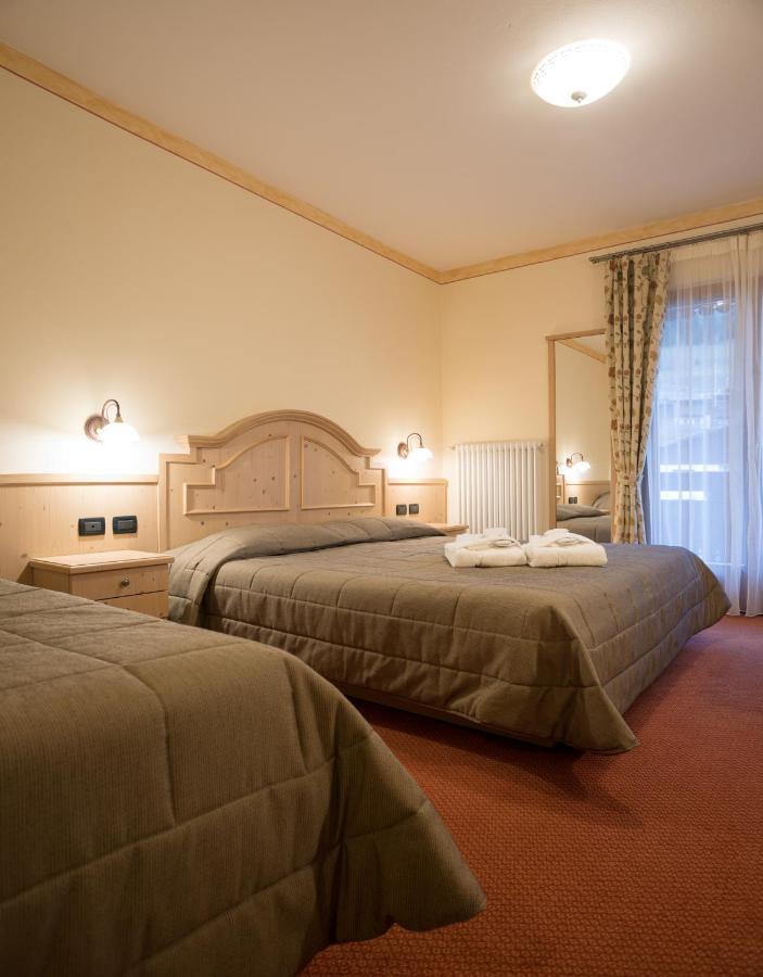 Hotel Crepei Pozza di Fassa Ngoại thất bức ảnh